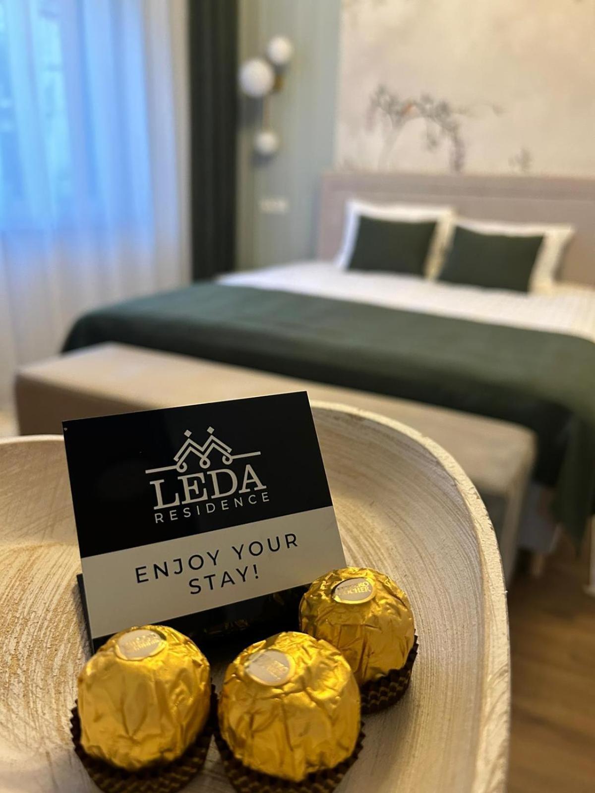 Leda Residence Oradea Exteriör bild